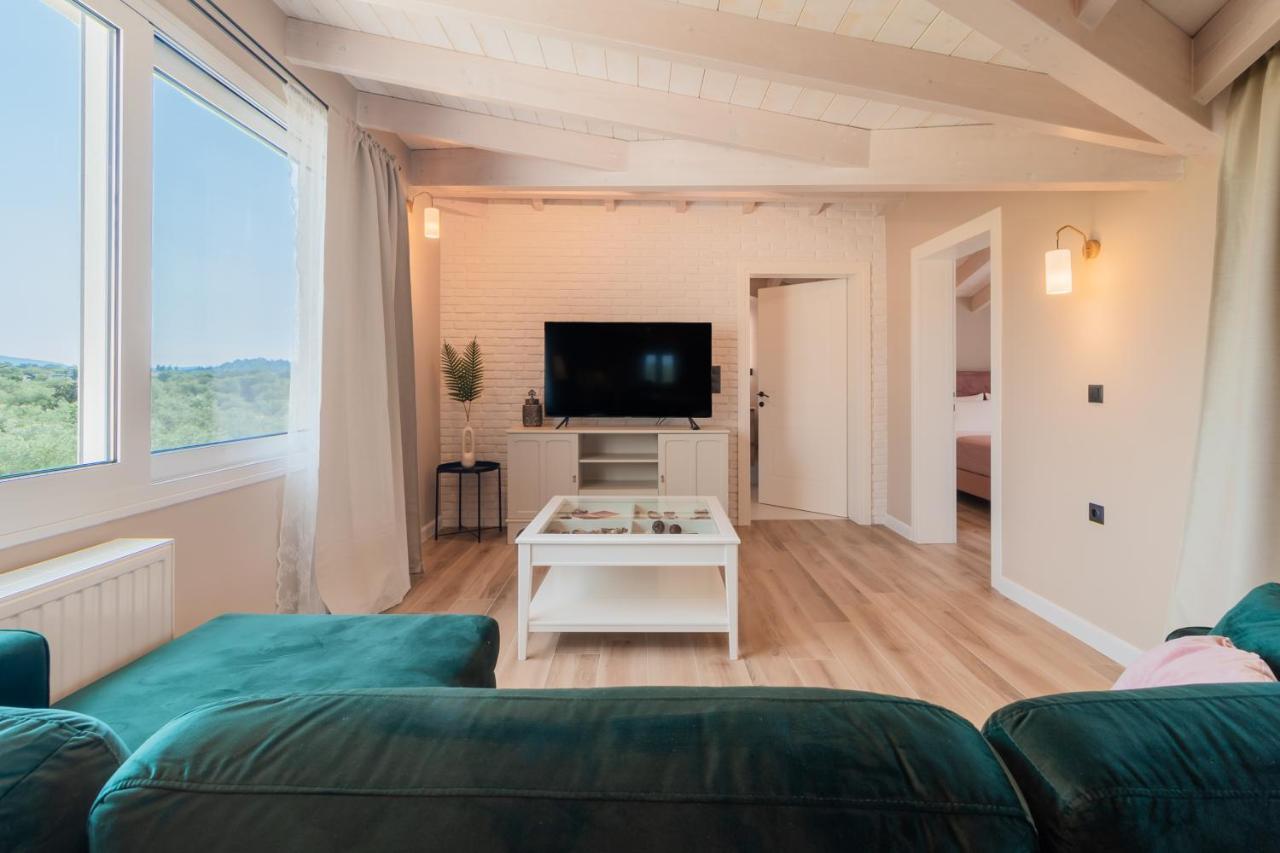 Melena Premium Suites Róda Kültér fotó