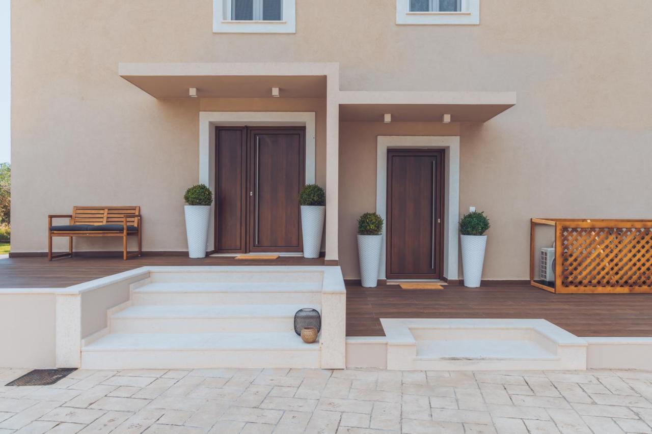 Melena Premium Suites Róda Kültér fotó