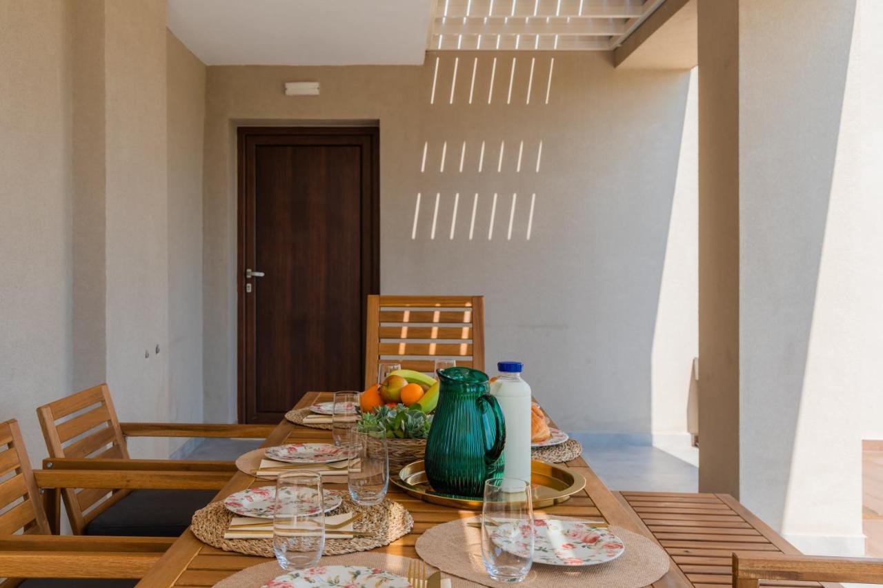 Melena Premium Suites Róda Kültér fotó