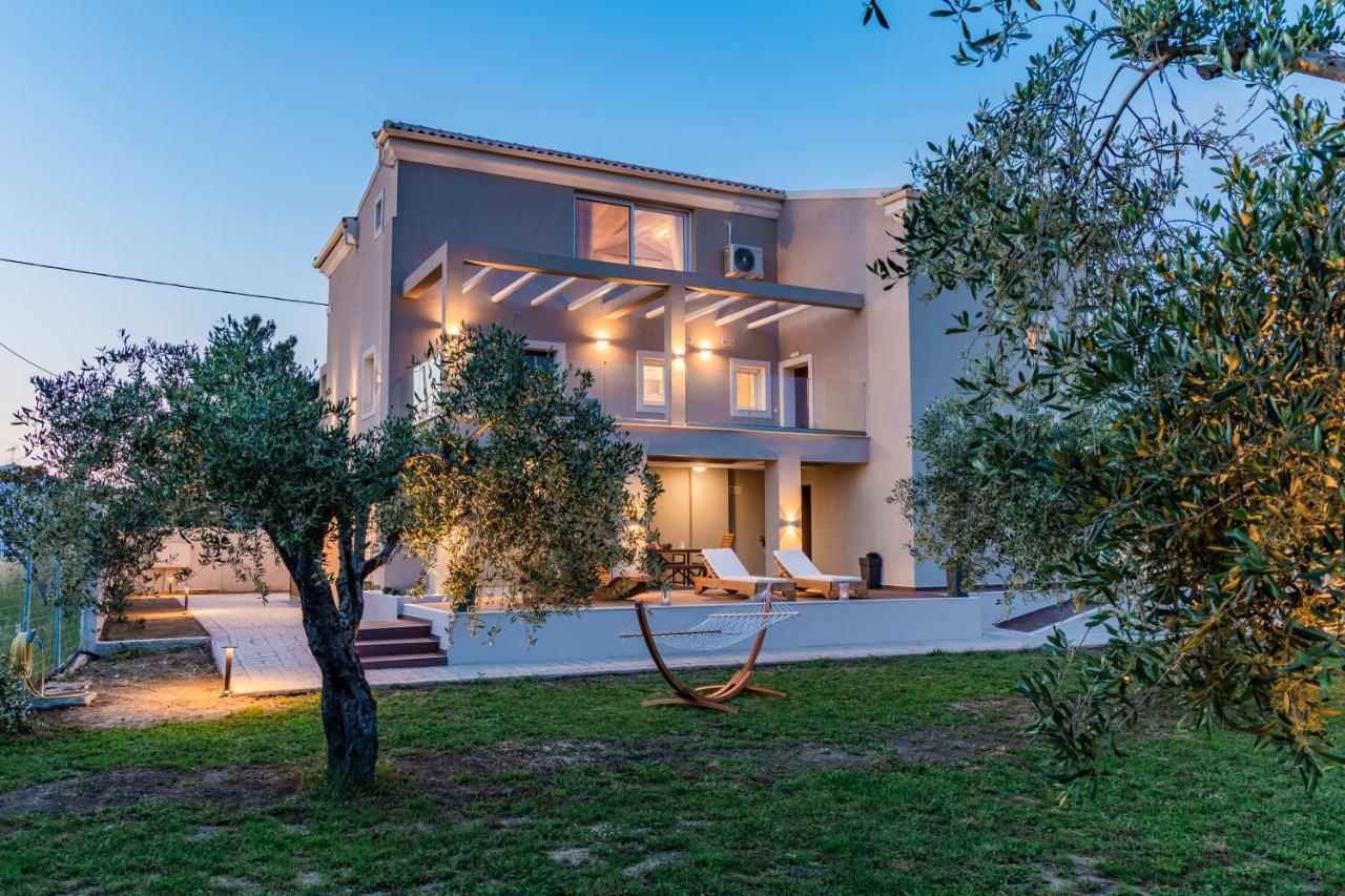 Melena Premium Suites Róda Kültér fotó