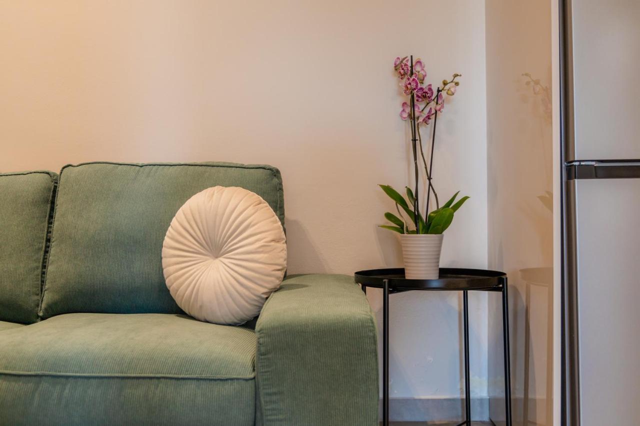 Melena Premium Suites Róda Kültér fotó