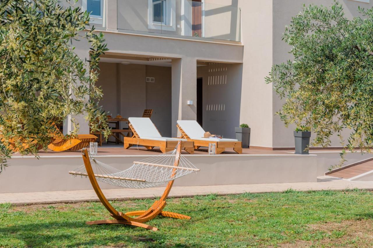 Melena Premium Suites Róda Kültér fotó